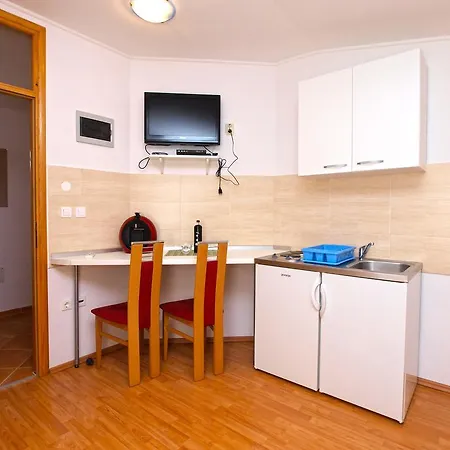 Stana 1020 Apartment *