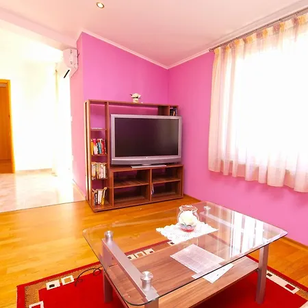 Stana 1020 Apartment Fazana
