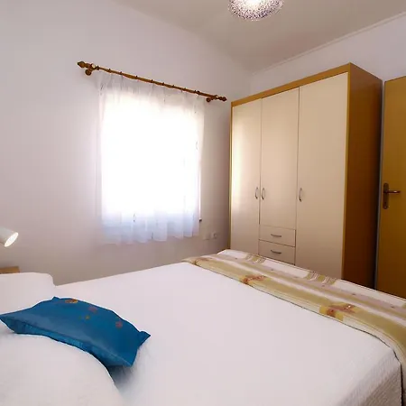 Stana 1020 Apartment