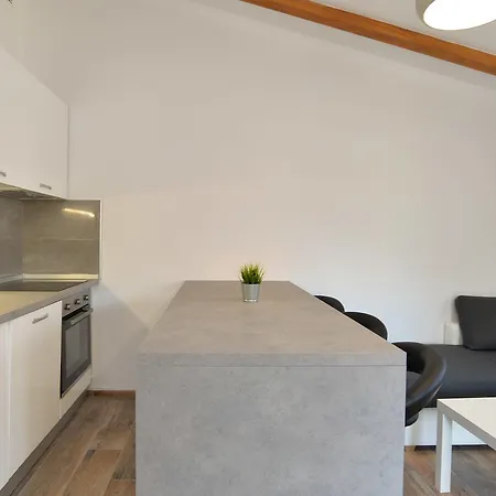 Stana 1020 Apartment